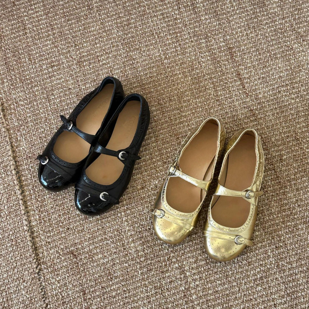 Damen elegante Ballerinas mit schimmerndem Riemchen und dekorativen Pünktchen EB