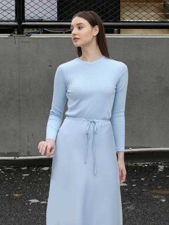 Damen Fließendes Maxikleid mit eleganten langen Ärmeln und taillierbarem Bund EB