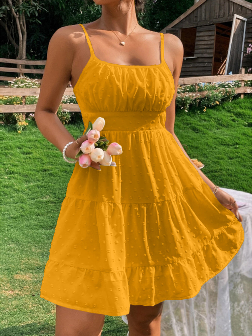 Damen Sommerliches Kleid mit Volantdesign EB