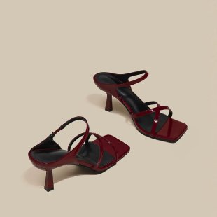 Damen elegante Slingback-Sandaletten mit geschwungenem Absatz und modischem Riemendesign EB