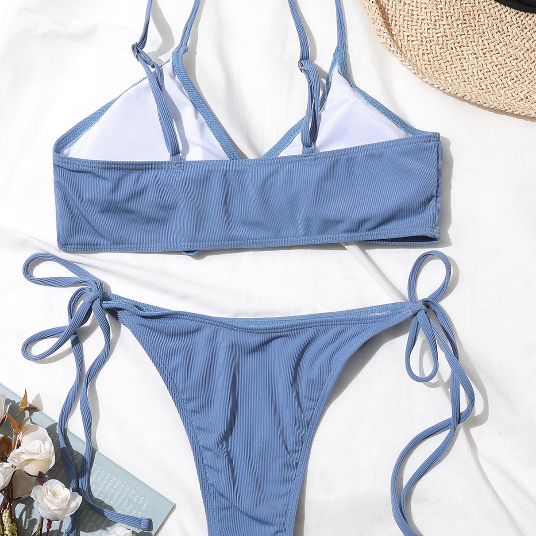 Damen Triangel-Bikini mit raffiniertem Schnitt und verstellbaren Trägern EB