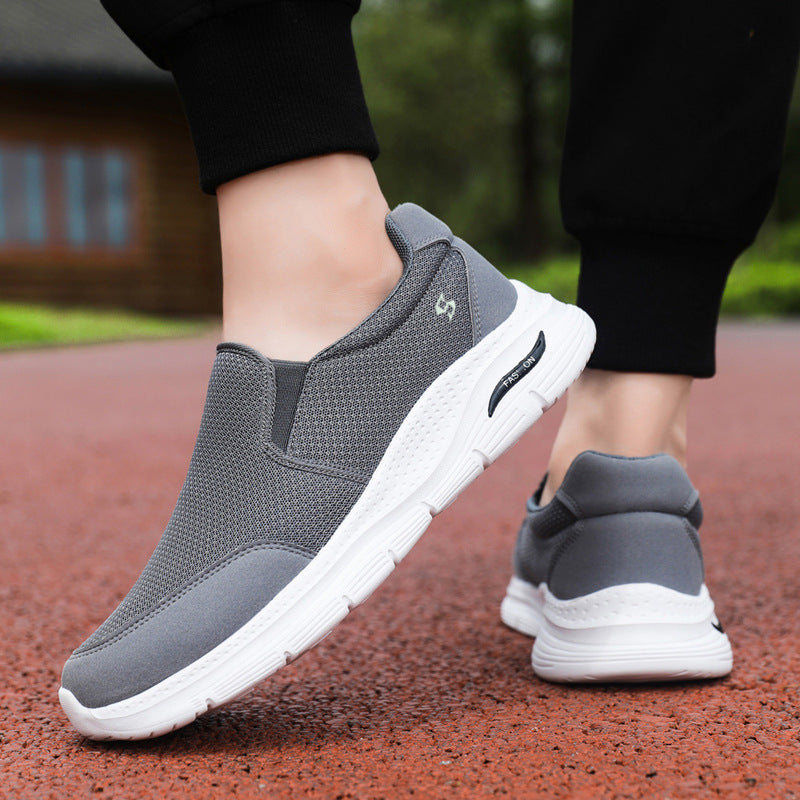 Damen Bequeme Slip-On Sneakers mit atmungsaktivem Obermaterial und dämpfender Laufsohle EB