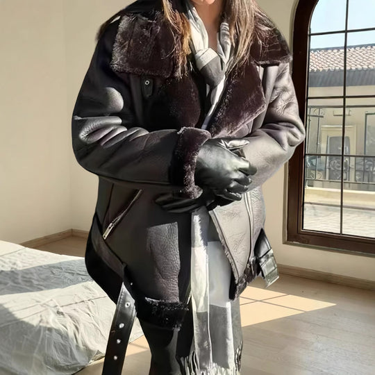 Damen trendige und funktionale Oversize-Jacke mit abnehmbarer Kapuze EB