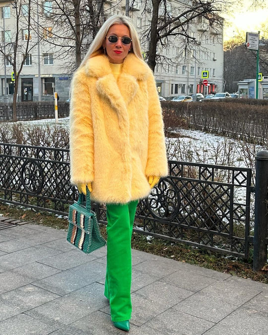 Damen Luxuriöse Kunstfelljacke mit voluminösen Ärmeln EB