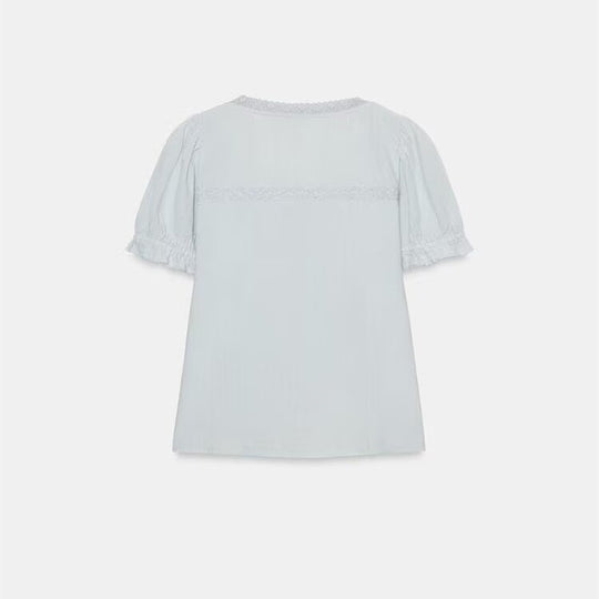 Damen luftige Bluse mit Rüschendetails und dekorativen Knöpfen EB