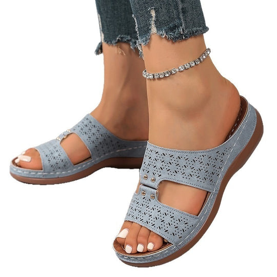 Damen Komfort-Sandalen mit perforiertem Obermaterial und gepolsterter Fußbettung EB