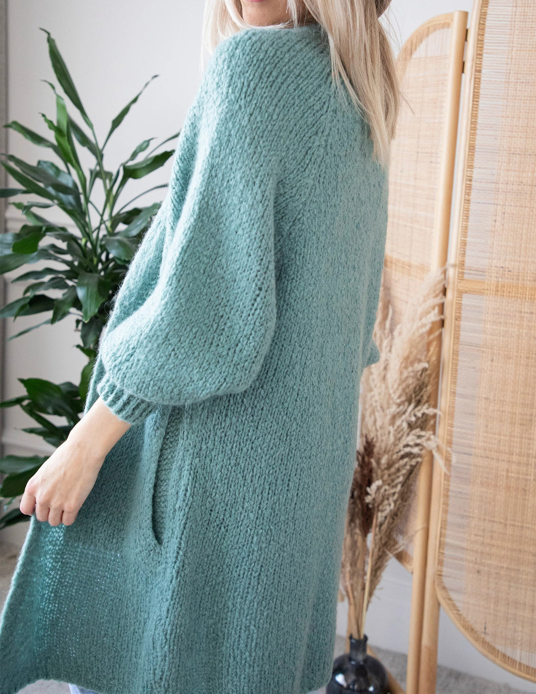 Damen Oversized Strickmantel mit lässigem V-Ausschnitt und luftiger Maschenstruktur EB