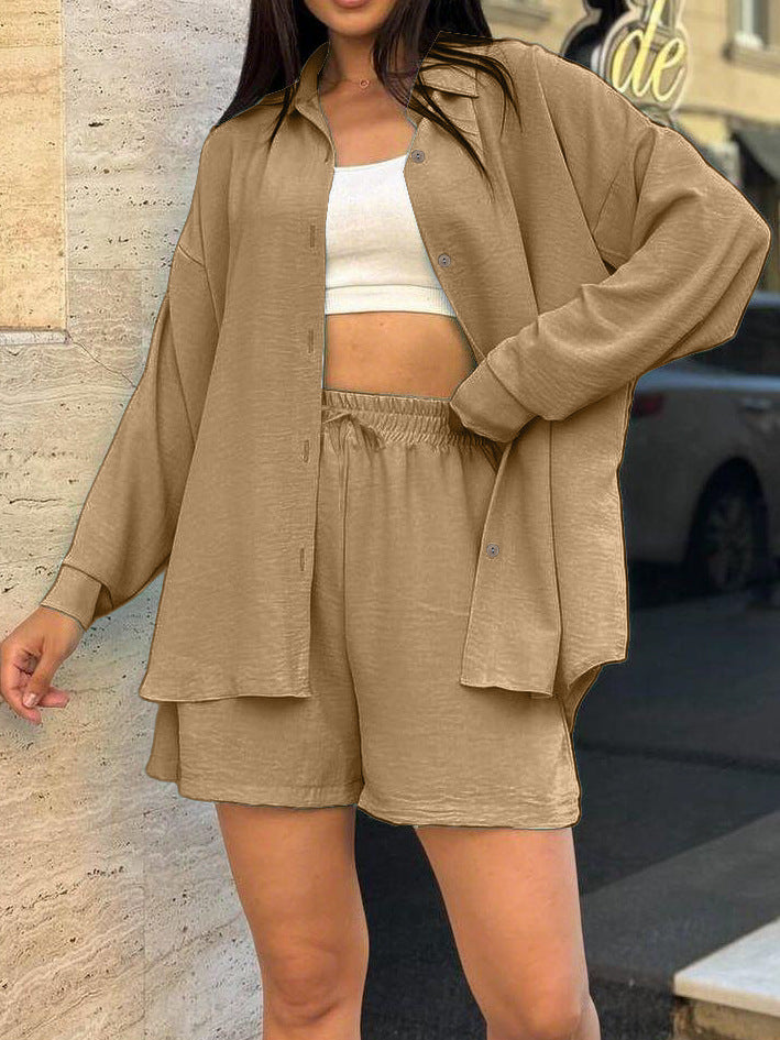 Damen lässiges Kurzarm-Set mit geknöpfter Bluse und bequemen Shorts EB