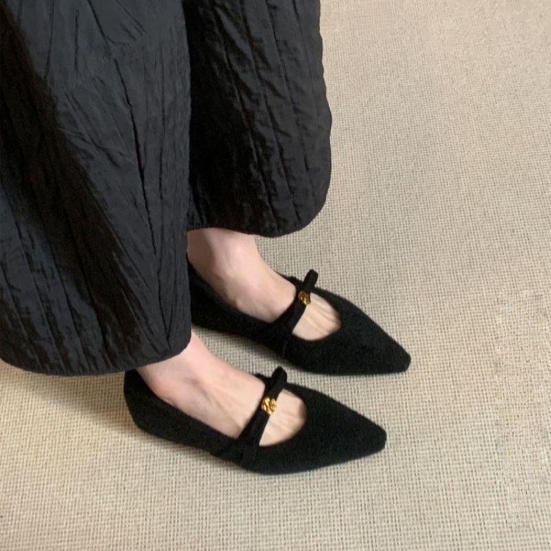 Damen spitze Ballerinas mit zierlichem Blumenakzent EB
