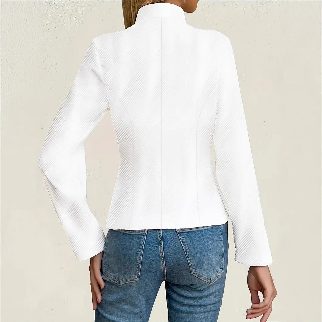 Damen Taillierte Blazerjacke mit elegantem Schnitt und Knopfdetails EB