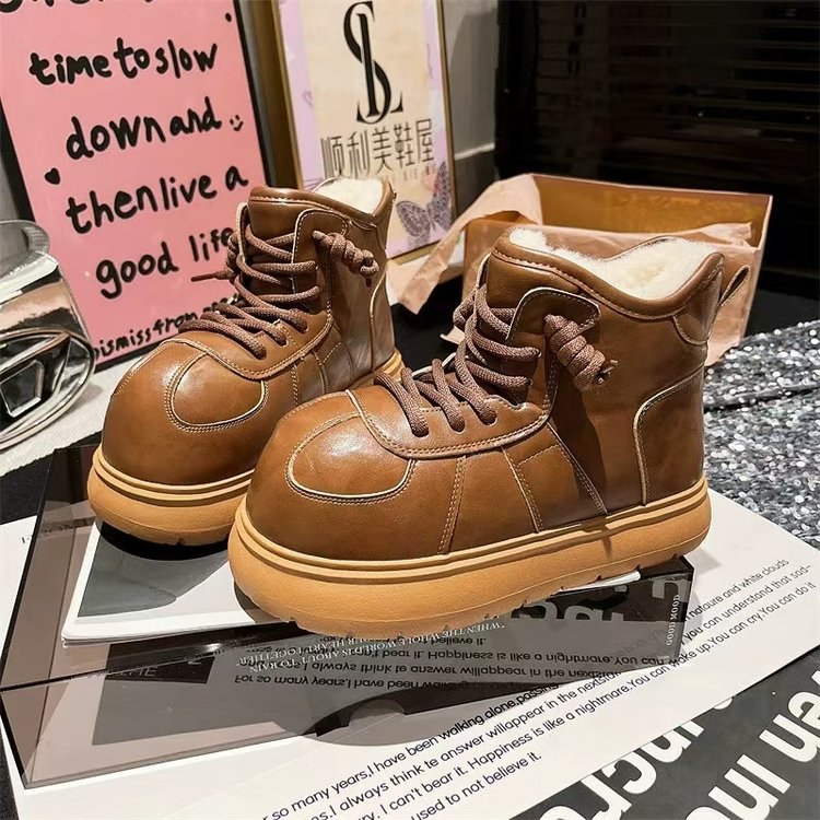 Damen modische Winterstiefel mit weichem Innenfutter und rutschfester Sohle EB
