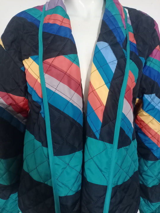 Damen Steppjacke mit buntem geometrischen Muster EB