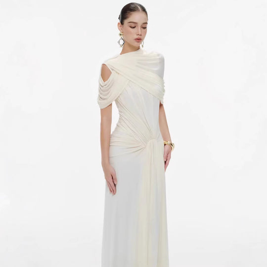 Damen elegantes Maxikleid mit innovativen Drapierungsdetails und asymmetrischem Oberteil EB