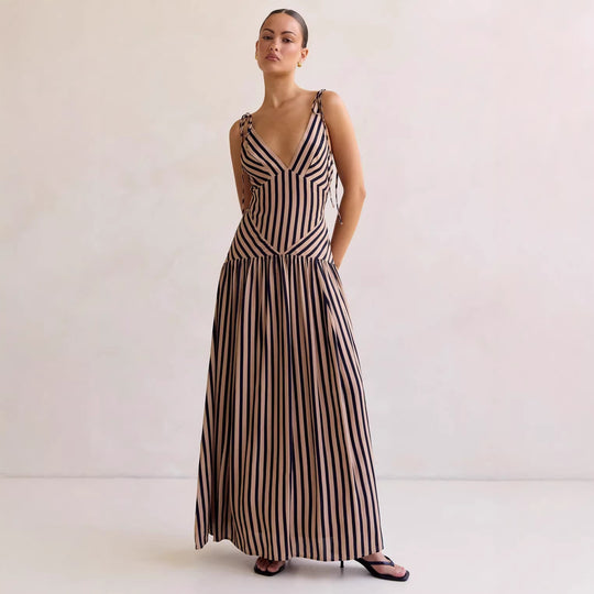 Damen Maxikleid mit tiefem V-Ausschnitt und elegantem Streifendesign EB