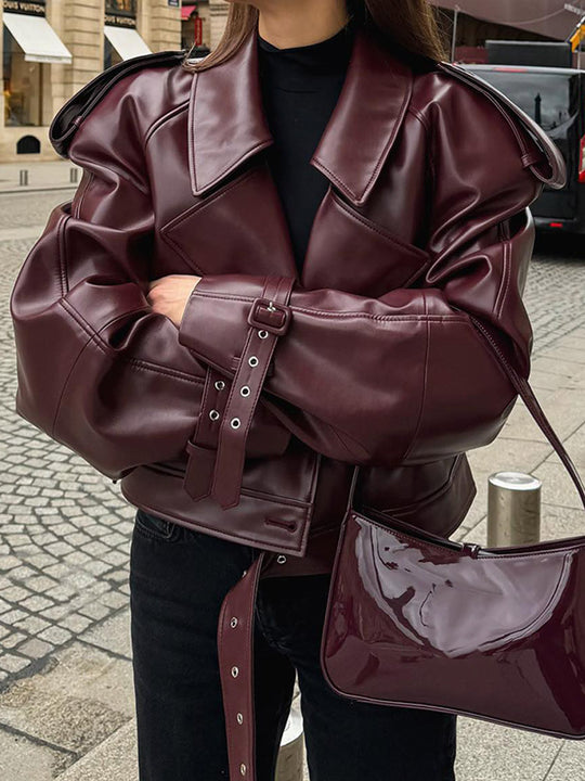 Damen Kunstlederjacke im Oversized-Design mit Riemen und neuen Details EB