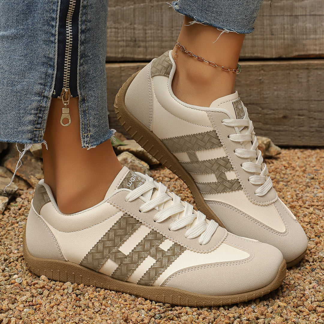 Damen Sneakers mit strukturiertem Obermaterial und bequemer Dämpfung EB