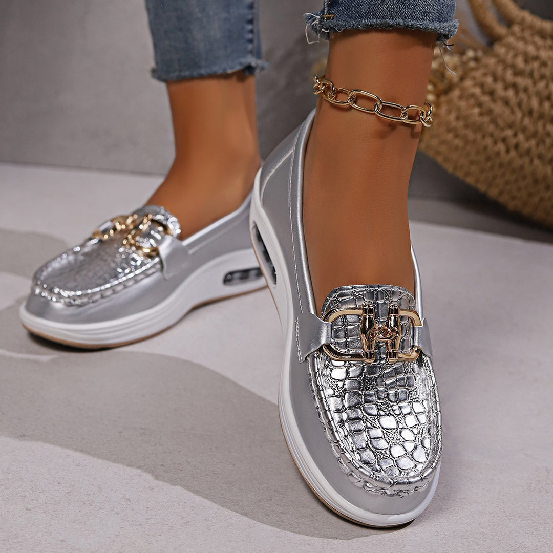 Damen Komfortable Mokassins mit elegantem Metallic-Design EB