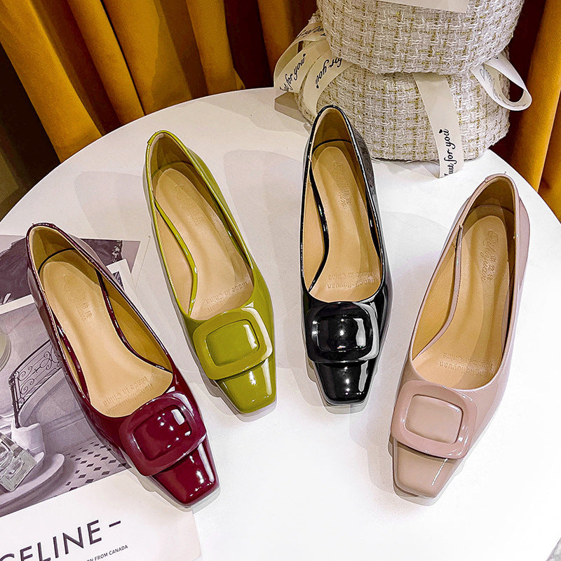 Damen elegante Pumps mit schickem Schmuckdetail und komfortablem Absatz EB