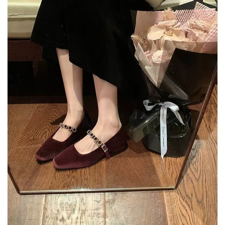 Damen Ballerinas mit elegantem Riemendesign und modischem Schmuck EB