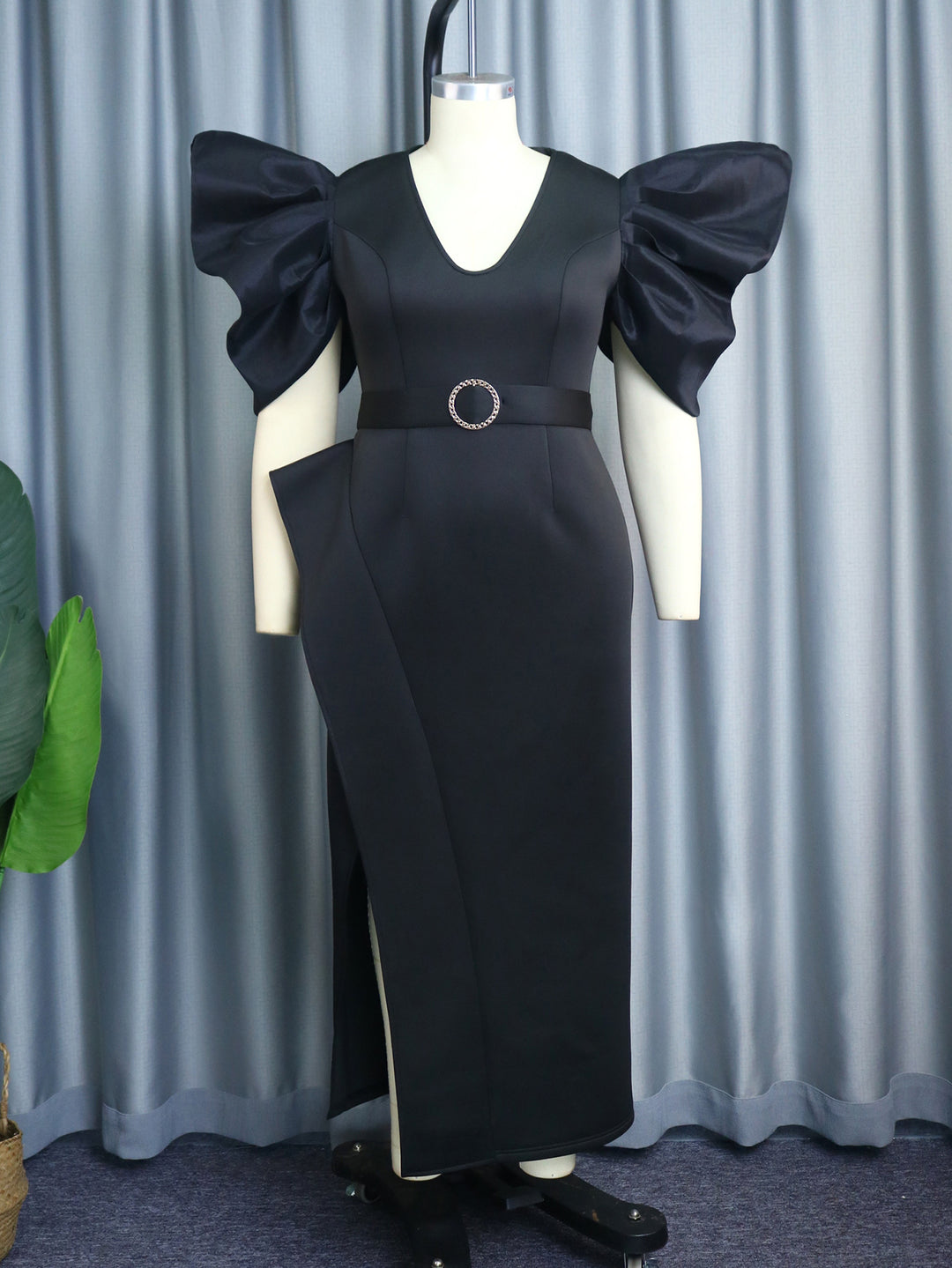Damen Elegantes Abendkleid mit voluminösen Puffärmeln und einem stilvollen Gürtel EB