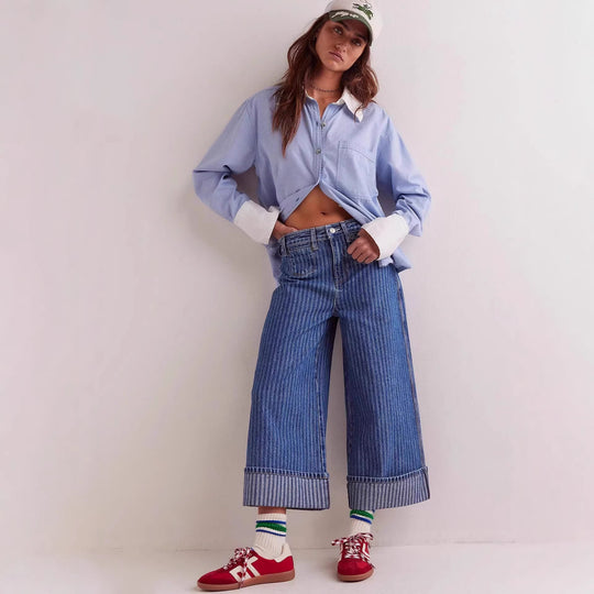Damen Elegante weit geschnittene Jeans mit aufgenähten Streifen EB