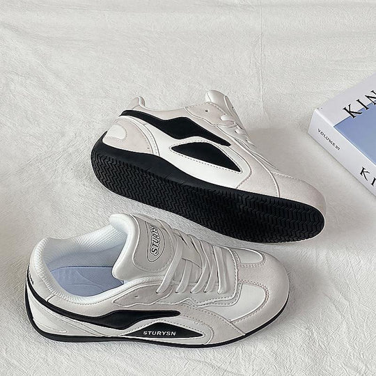 Damen Retro-Inspirierte Sneakers mit atmungsaktivem Obermaterial EB