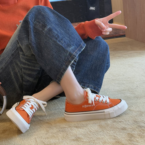 Damen Sportliche Canvas Sneaker mit klassischer Schnürung und rutschfester Sohle EB