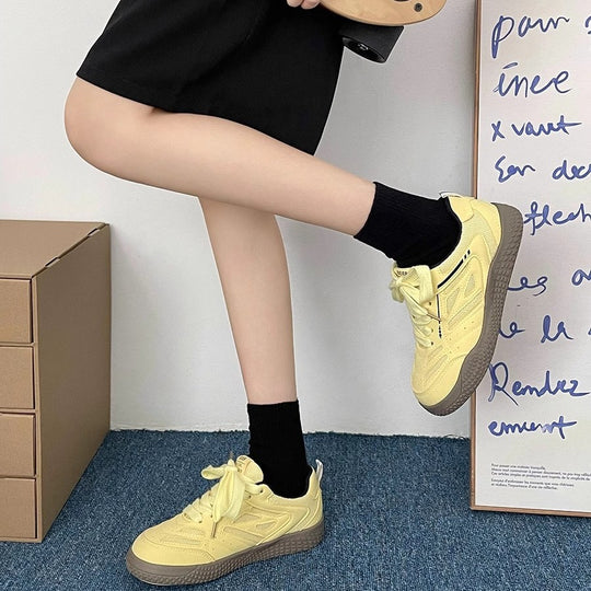 Damen Sportliche Sneaker mit atmungsaktiver Netzstruktur und rutschfester Sohle EB