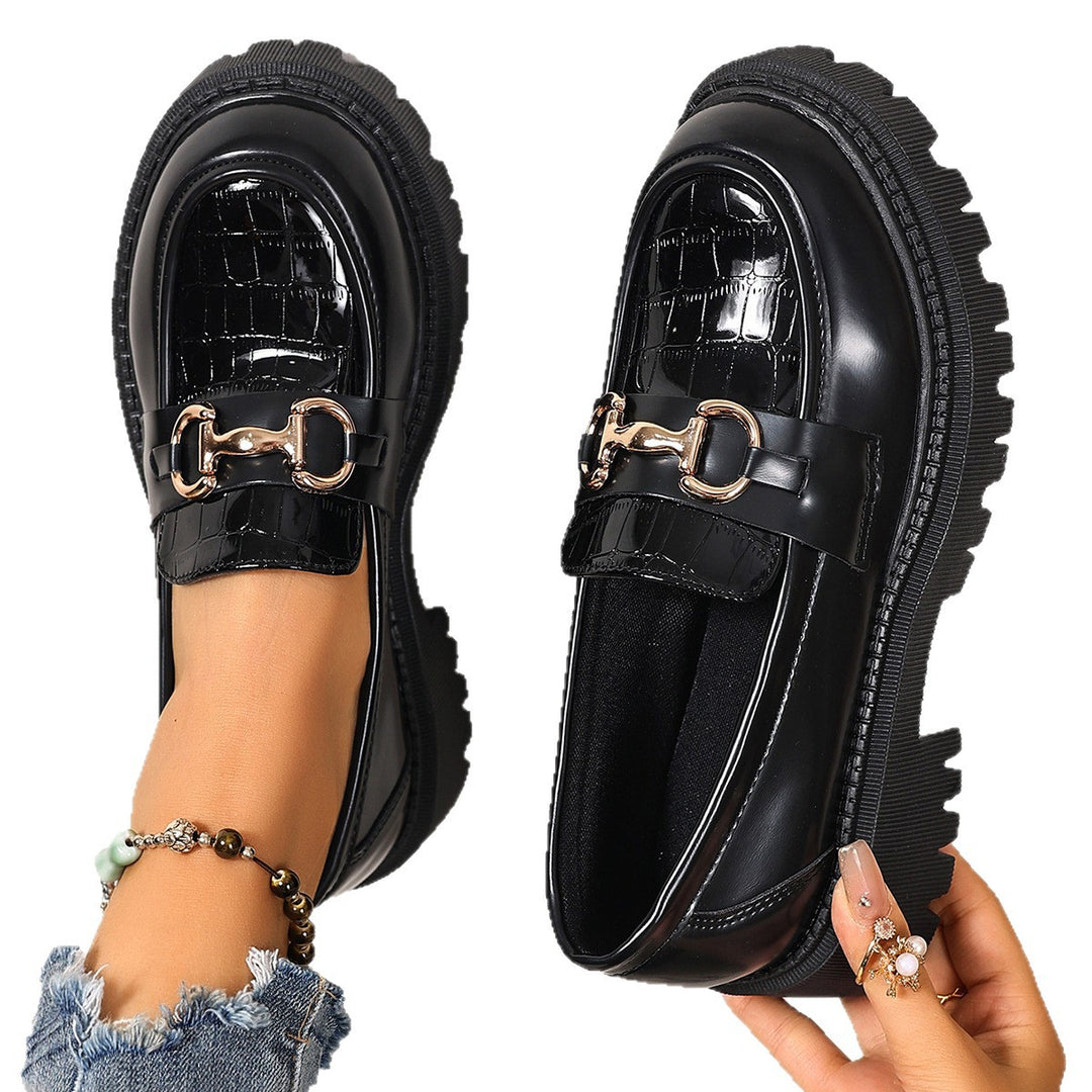 Damen Mokassins mit glänzender Lackoberfläche und robustem Profil EB