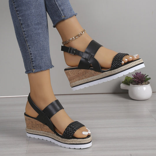 Damen Wedge-Sandaletten mit raffiniertem Flecht-Design und komfortablem Fußbett EB