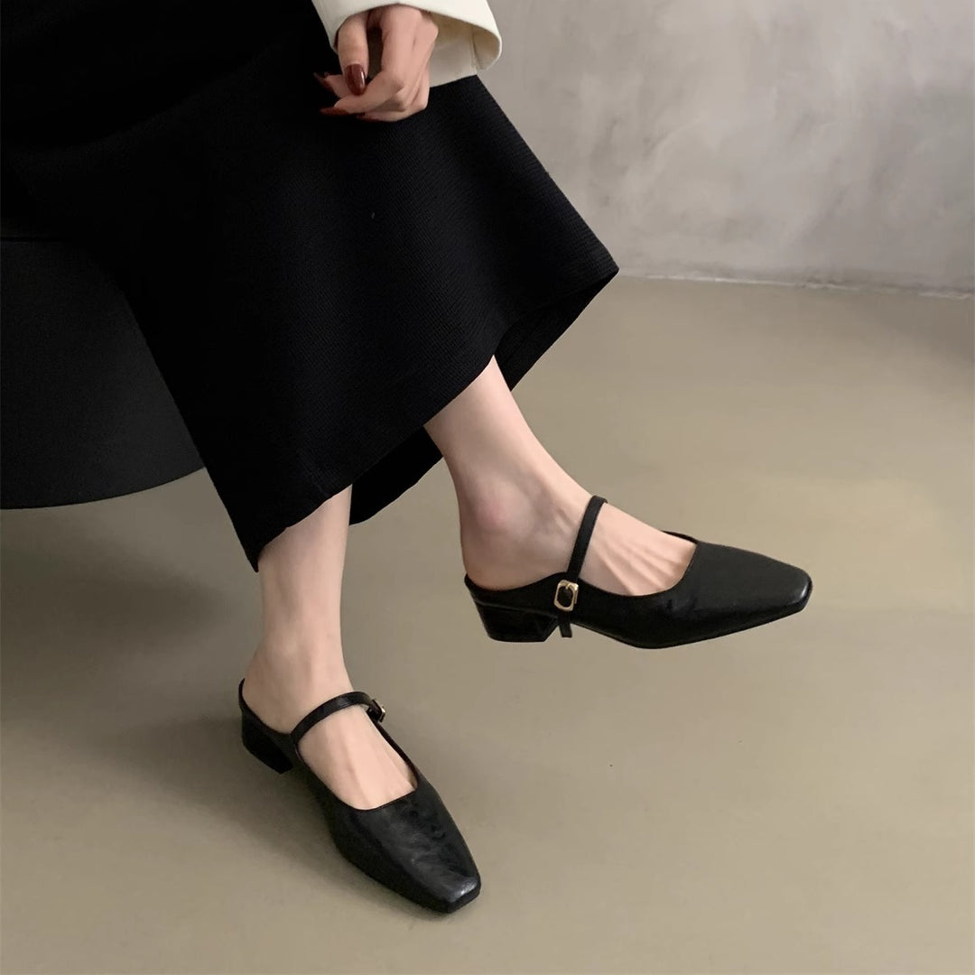 Damen elegante Slip-On Pantoletten mit verstellbarem Riemchen und komfortablem Fußbett EB