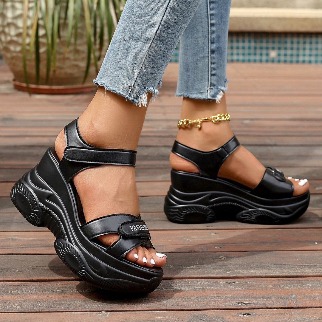 Damen Komfortable Plateau-Sandalen mit elastischen Riemen und modischem Design EB