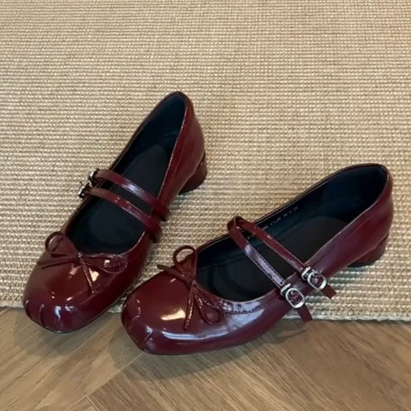 Damen elegante Ballerinas mit doppelt geschnalltem Riemchen und hübschem Schleifendetail EB