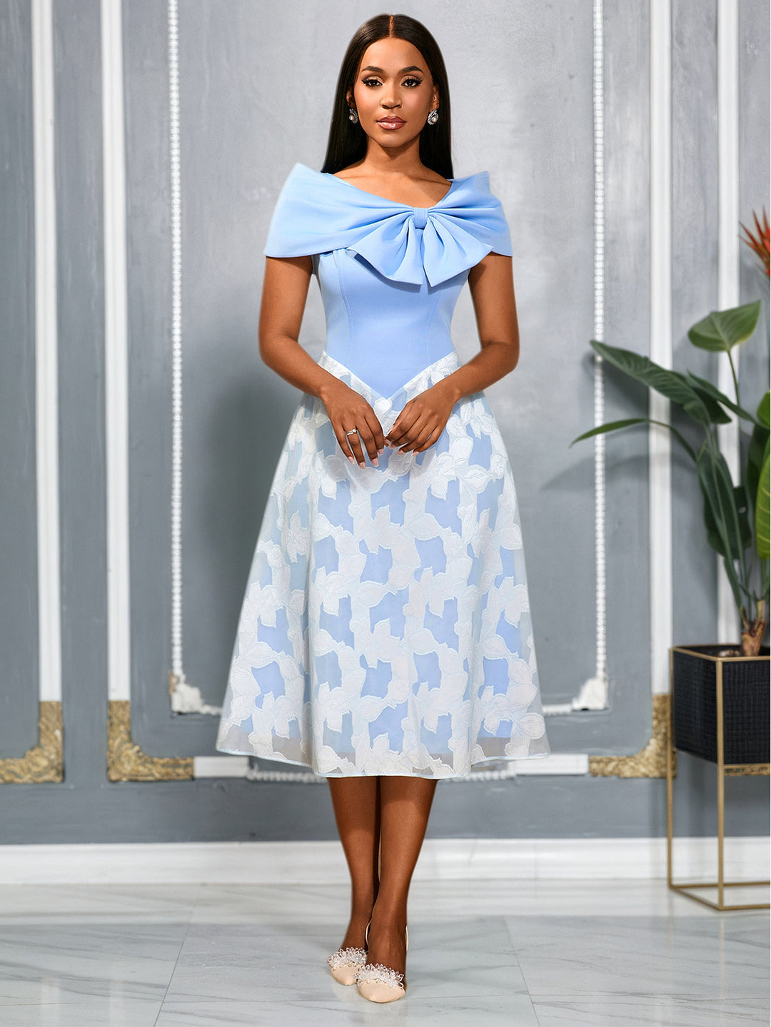 Damen Elegantes Cocktailkleid mit übergroßem Schleifen-Detail EB