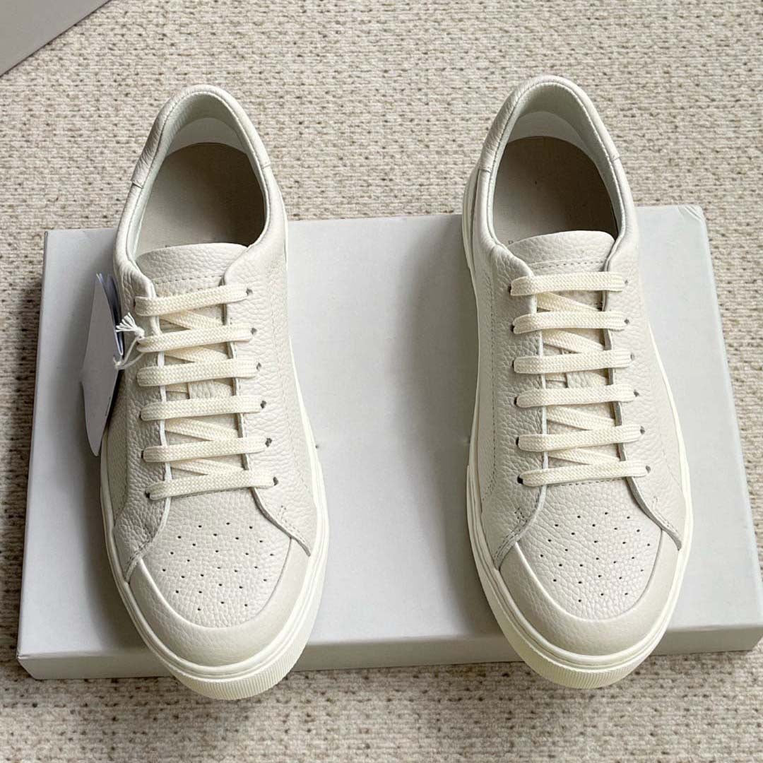 Damen Leder Sneakers mit strukturiertem Obermaterial und rutschfester Sohle EB