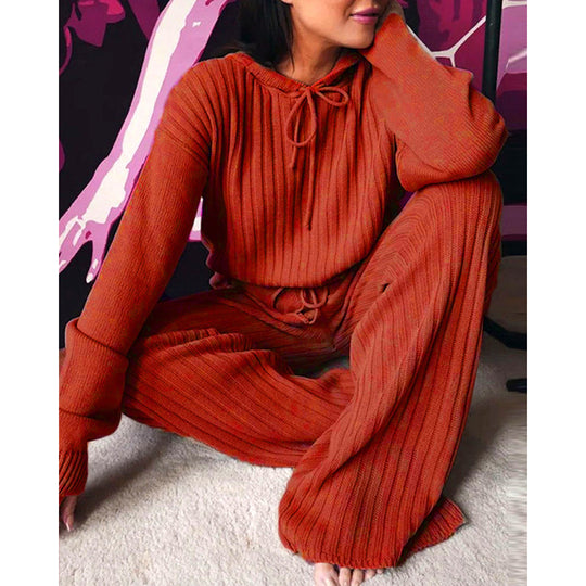 Damen Loungewear-Set mit tiefem V-Ausschnitt und breiten Hosenbeinen EB