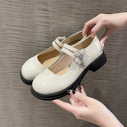 Damen Ballerina-Schuhe mit floralem Dekor und komfortablem Riemchen EB