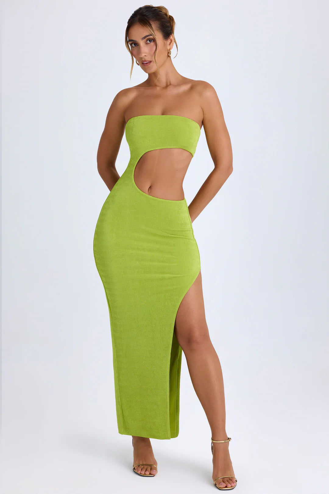 Damen Elegantes Cut-Out Maxikleid mit Schulterfreiem Design und Hohem Schlitz EB