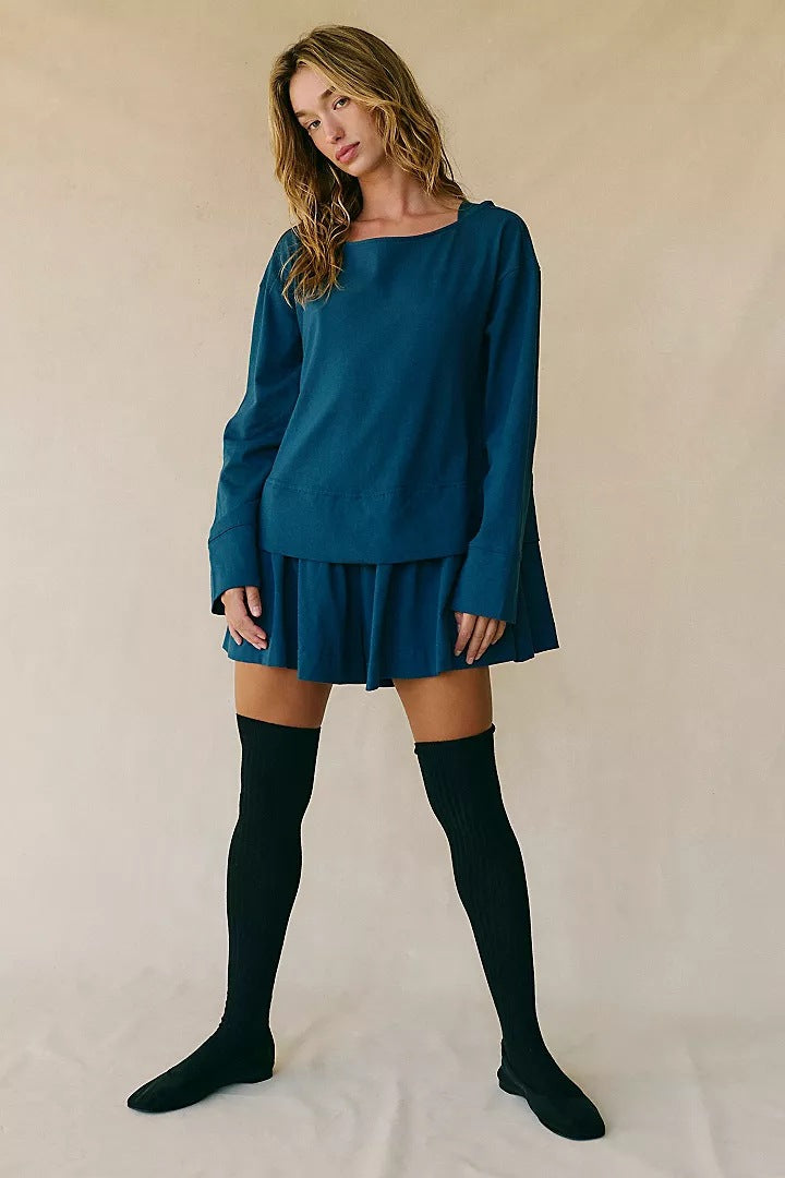Damen Skaterkleid mit weitem Oberteil und formschöner Rockpartie EB