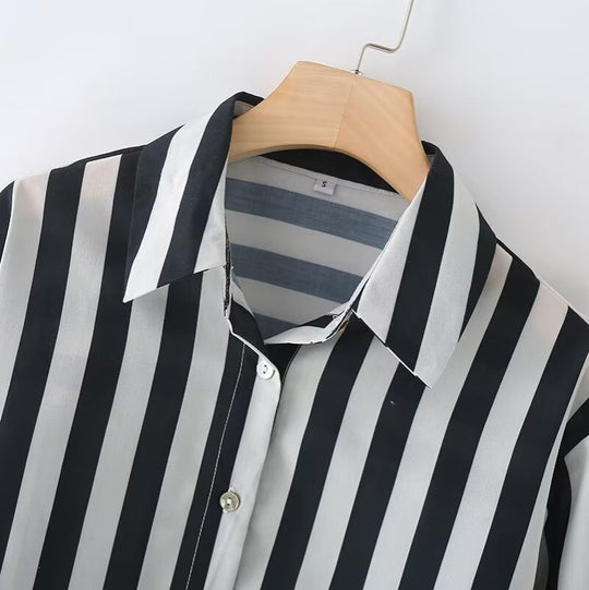 Damen elegante Bluse mit modernem Streifenmuster und klassischem Kragen EB
