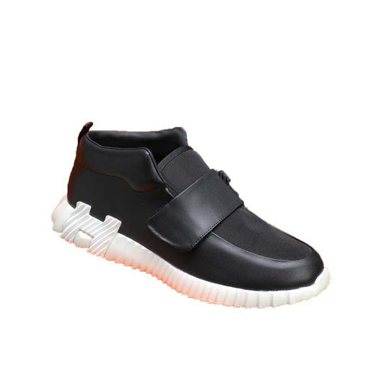 Damen Sportliche Slip-On Sneakers mit modernem Verschlussmechanismus EB