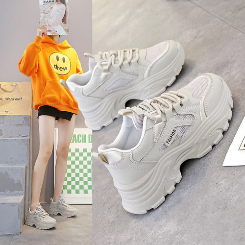 Damen Chunky Sneakers mit hochdämpfender Sohle und atmungsaktiver Oberseite EB