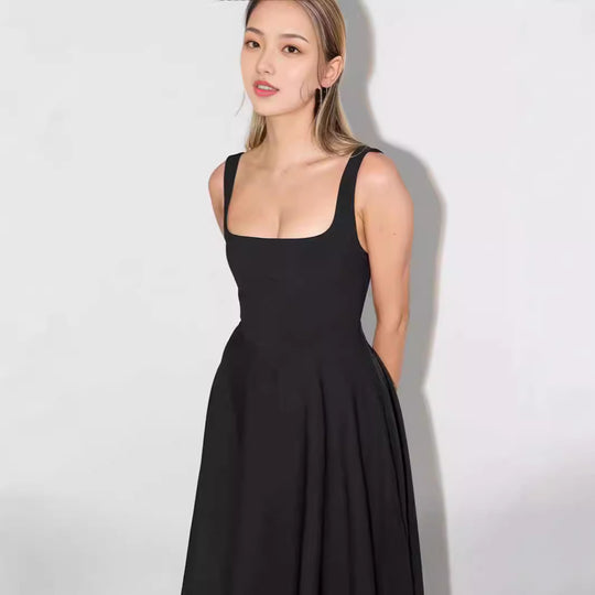 Damen A-Linien Maxikleid mit quadratischem Ausschnitt und fließendem Stoff EB