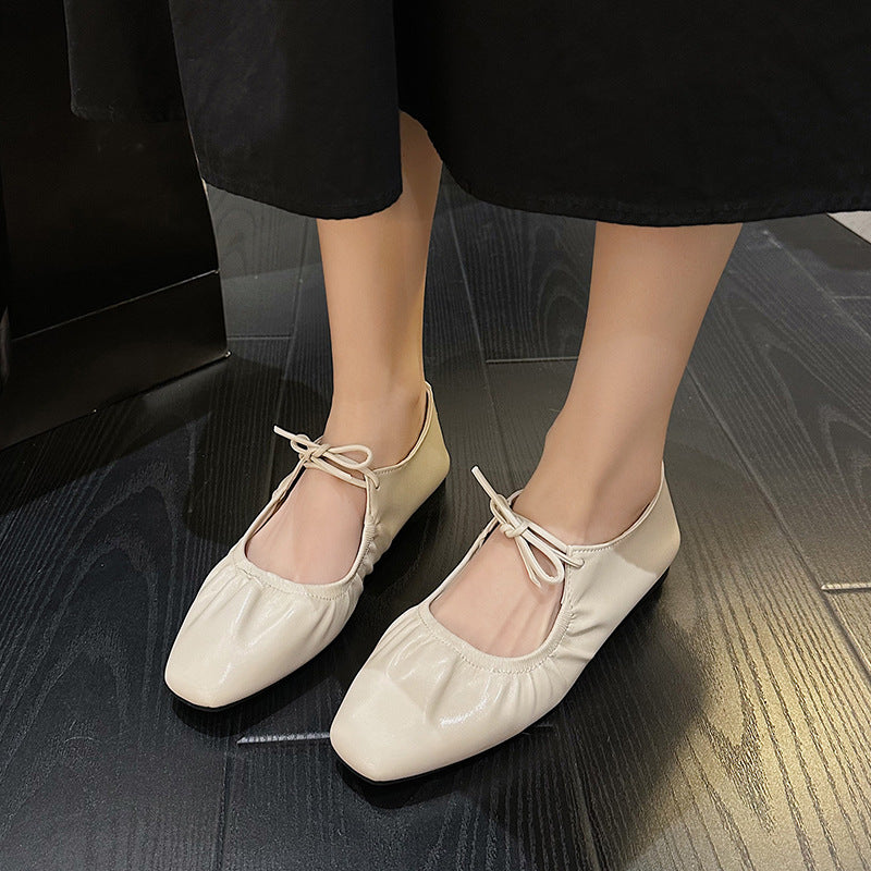 Damen Komfortable Ballerinas mit elastischem Riemen und modischem Knötchen-Detail EB