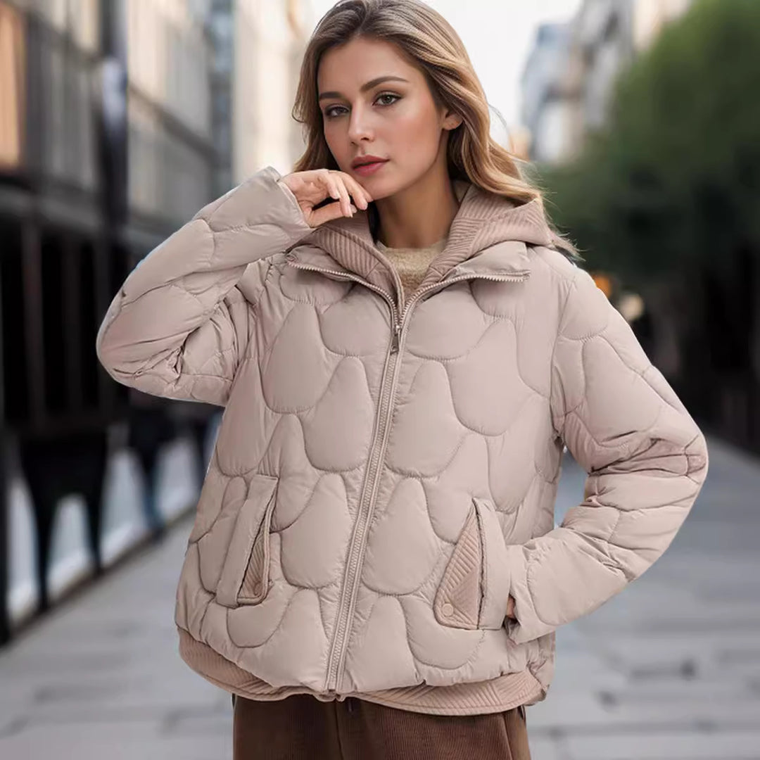 Damen modische gepolsterte Jacke mit abnehmbarer Kapuze und praktischen Taschen EB