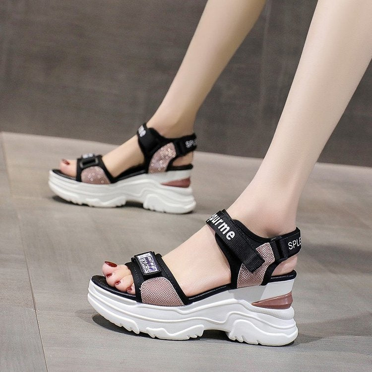 Damen Sportliche Sandalen mit glitzerndem Riemendesign EB