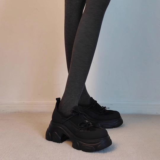 Damen modische Sneaker mit voluminösem Sohlenprofil und atmungsaktiver Oberfläche EB