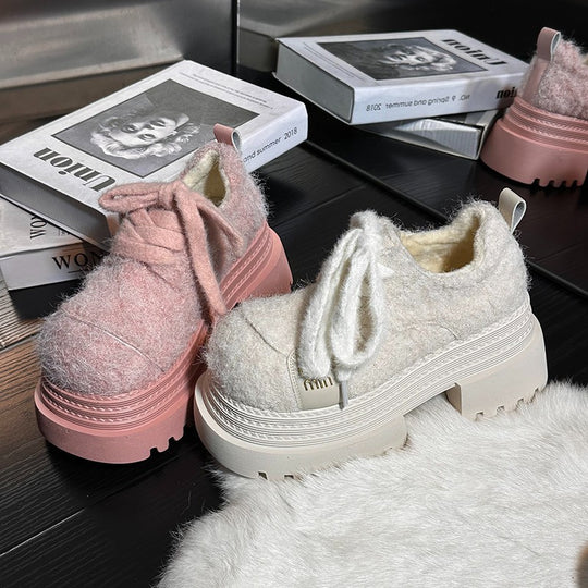 Damen Modische und atmungsaktive Plateau-Sneaker mit kuscheligem Obermaterial EB