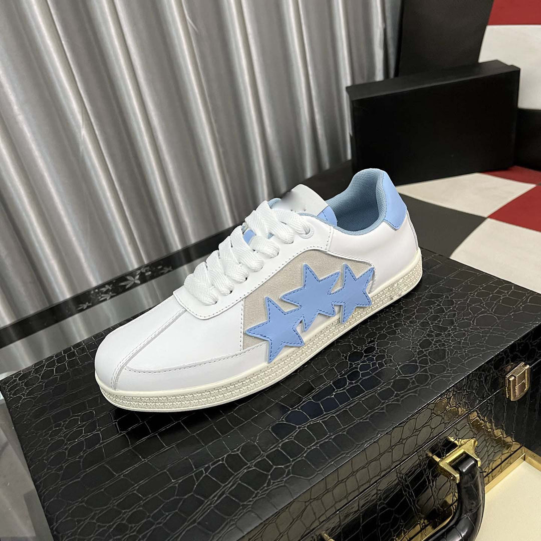 Damen Sneakers mit zusätzlicher Sternen-Applikation von EB