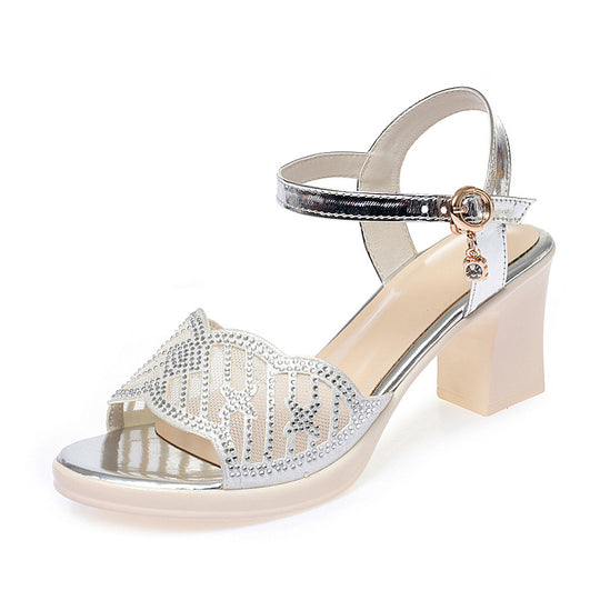 Damen elegante Sandaletten mit dekorativem Riemchen und funkelndem Schmuckdetail EB